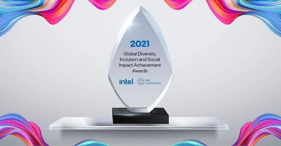 المهندس ظاهر قيس ابن قرية نحف يفوزه في جائزة انتل العالمية ...